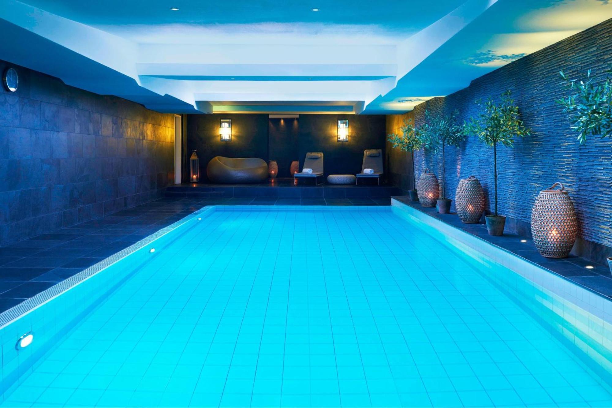 Hotel Bristol, A Luxury Collection Hotel, Warsaw Ngoại thất bức ảnh The swimming pool at the hotel