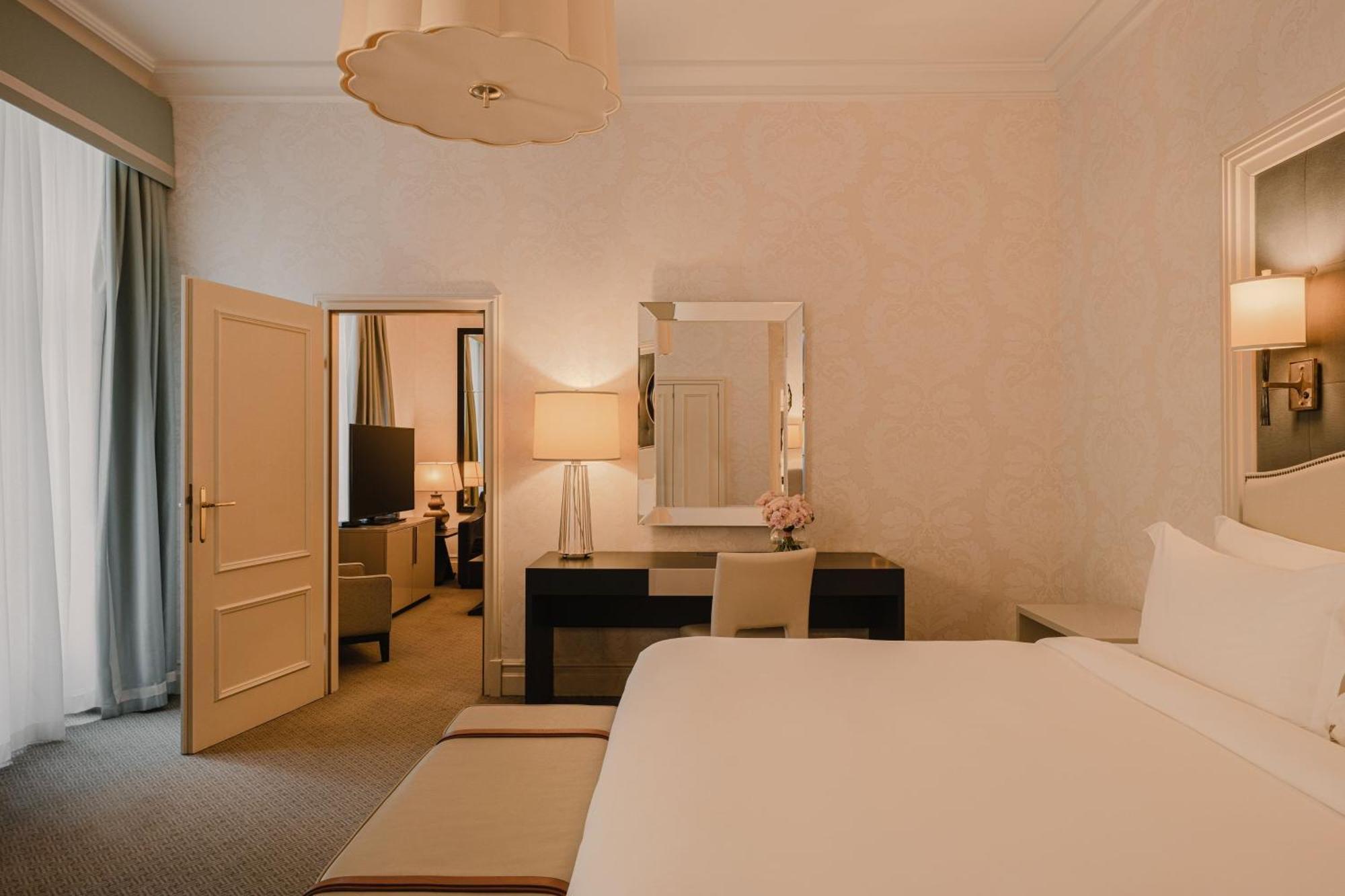 Hotel Bristol, A Luxury Collection Hotel, Warsaw Ngoại thất bức ảnh A room at the hotel