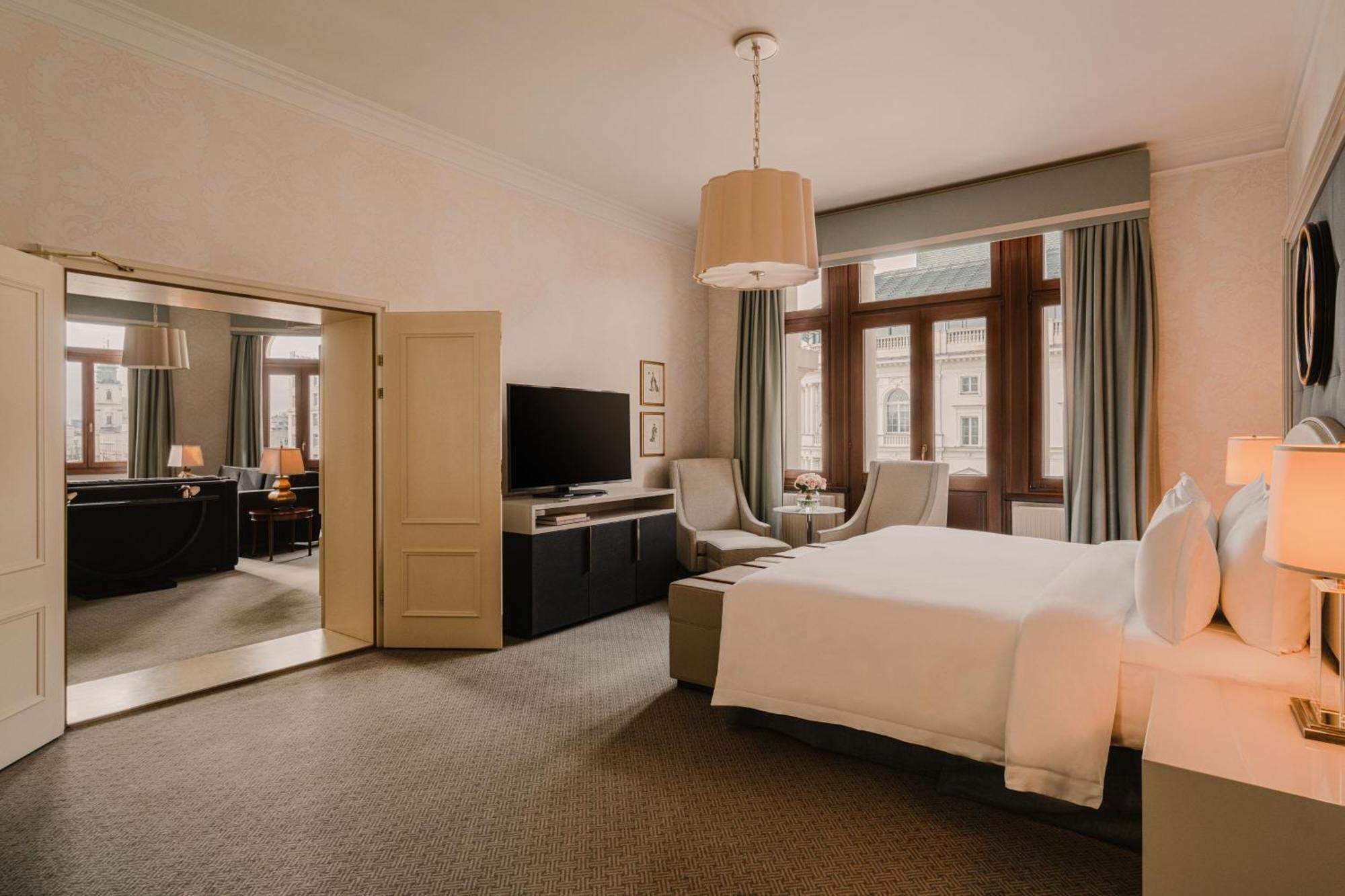 Hotel Bristol, A Luxury Collection Hotel, Warsaw Ngoại thất bức ảnh A suite at the hotel