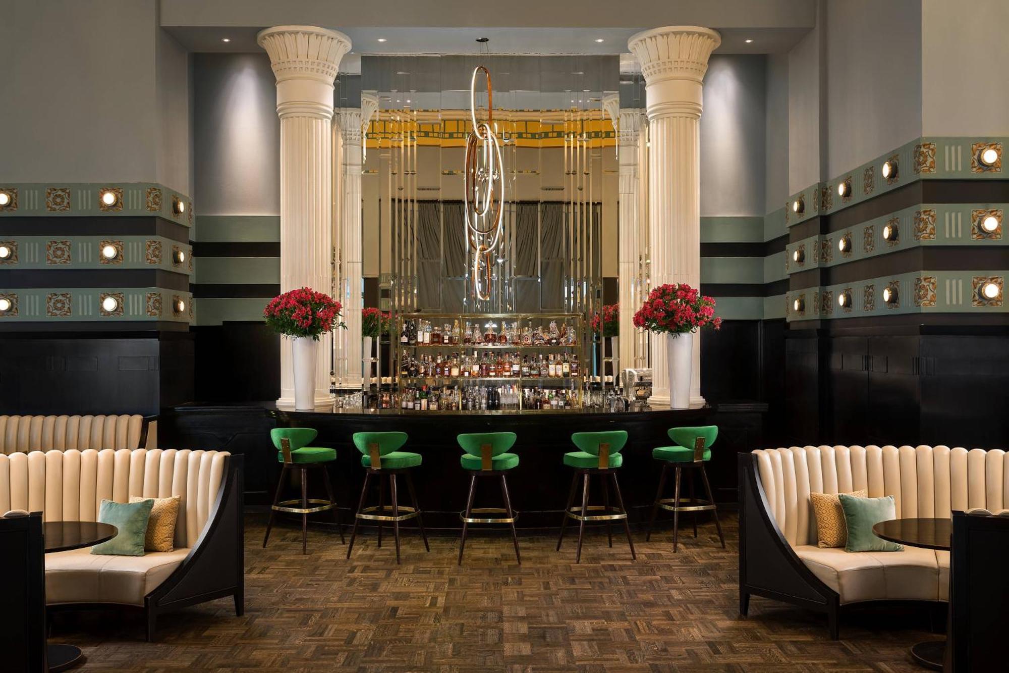 Hotel Bristol, A Luxury Collection Hotel, Warsaw Ngoại thất bức ảnh The bar at the St. Regis New York